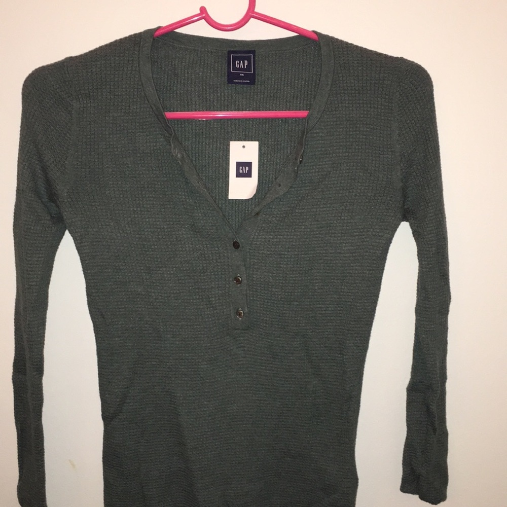 Brand new with tags Gap sweater blouse size XS